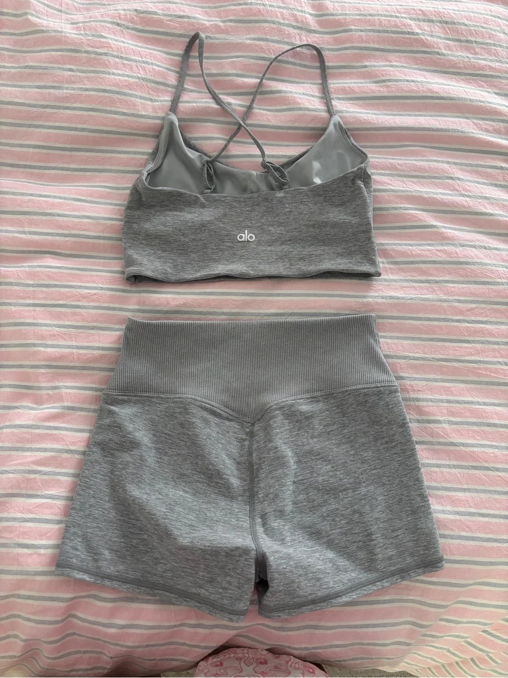 grey alo yoga workout set small